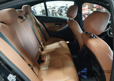 2017 BMW 330 Xi из США, поврежденный, VIN WBA8D9G58HNT90807